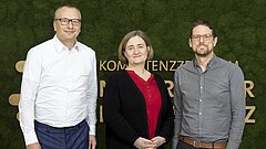 Tom Kirschey mit Dr. Celia Hahn und Felix Schwabedal