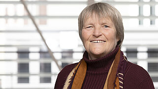 Portraitfoto von Nadja Ziebarth
